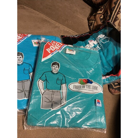 Vintage NEW old Stock 1987 Fruit of the Loom Men’s Pocket-T Shirt Green Medium - Picture 5 of 5